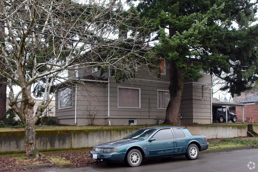 2001 Broadway St, Vancouver, WA à louer - Photo de l’immeuble – Image 2 sur 6