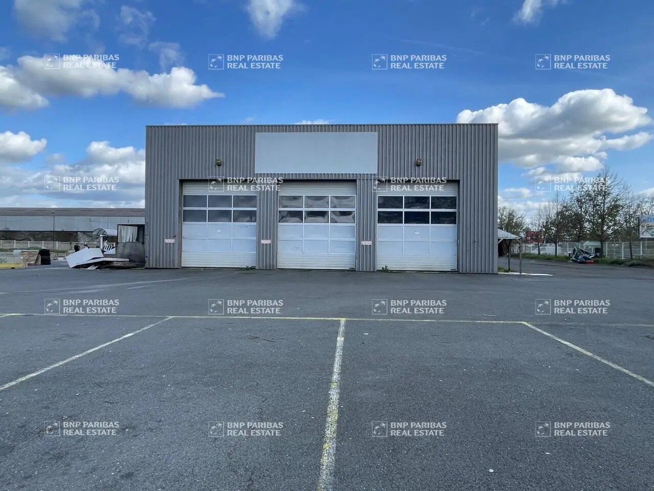 Bureau dans Bordeaux à louer Photo de l’immeuble– Image 1 sur 23