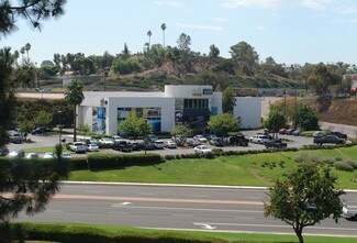 Plus de détails pour 5270 Jackson Dr, La Mesa, CA - Local commercial à louer