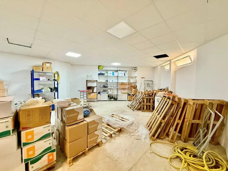 Local d'activités dans Le Muy à vendre - Photo intérieure – Image 3 sur 8