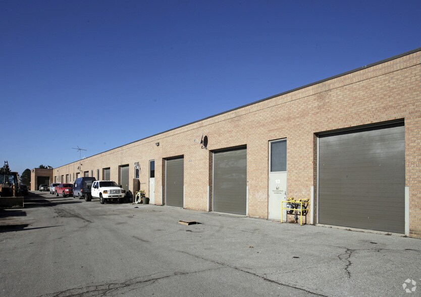 190 Marycroft Ave, Vaughan, ON à vendre - Photo de l’immeuble – Image 2 sur 10