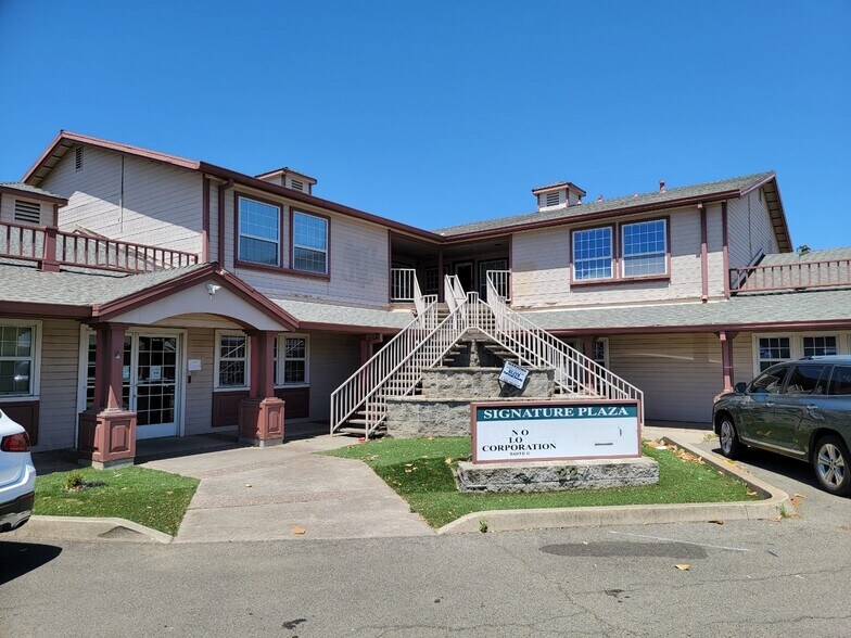 1227 Bridge St, Yuba City, CA à louer - Photo de l’immeuble – Image 1 sur 64