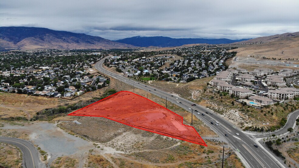 N McCarran Blvd, Reno, NV à vendre - Photo de l’immeuble – Image 3 sur 5