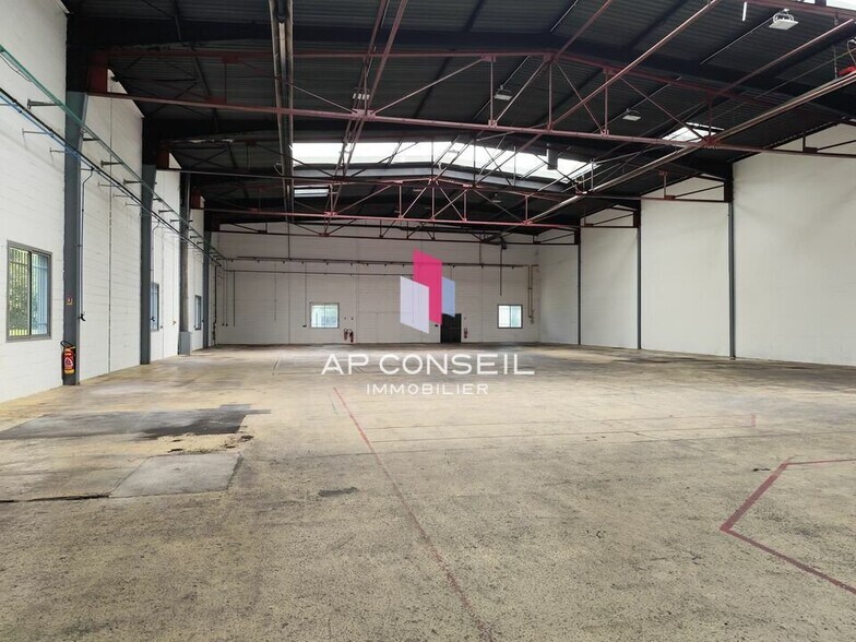 Local d'activités dans Trappes à vendre - Photo intérieure – Image 2 sur 5