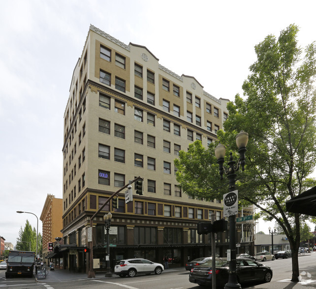 532-538 SW Third Ave, Portland, OR à louer - Photo de l’immeuble – Image 3 sur 10