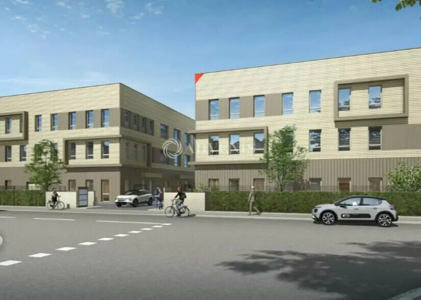 Bureau dans Villefranche-sur-Saône à louer - Photo de l’immeuble – Image 2 sur 2