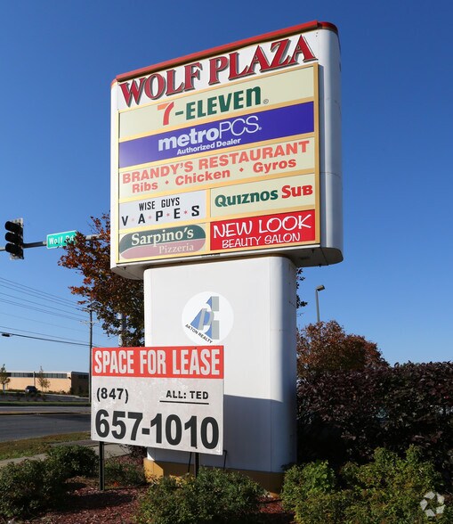 570-586 E Oakton St, Des Plaines, IL à louer - Photo de l’immeuble – Image 3 sur 6