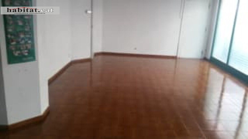 Immeuble residentiel dans Vilanova i la Geltrú, Barcelona à vendre - Photo intérieure – Image 2 sur 2