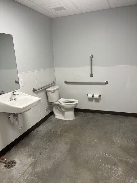 1170 S 29th St W, Billings, MT à louer - Photo intérieure – Image 2 sur 8