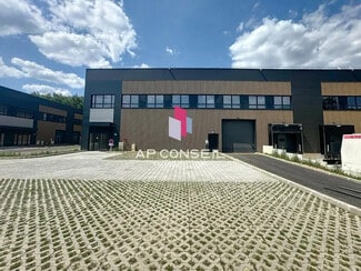 Plus de détails pour Local d'activités à louer