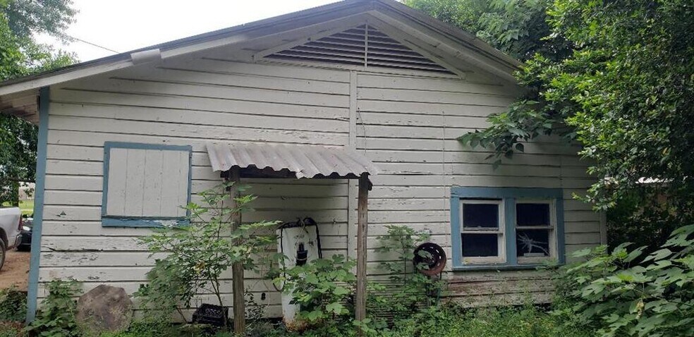 606 N Danville St, Willis, TX à vendre - Photo de l’immeuble – Image 2 sur 5