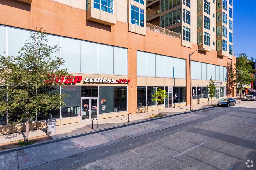 1801-1815 N Farwell Ave, Milwaukee, WI à louer - Photo de l’immeuble – Image 3 sur 7