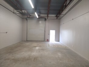 6250 42nd St N, Pinellas Park, FL à louer Photo de l’immeuble– Image 2 sur 5