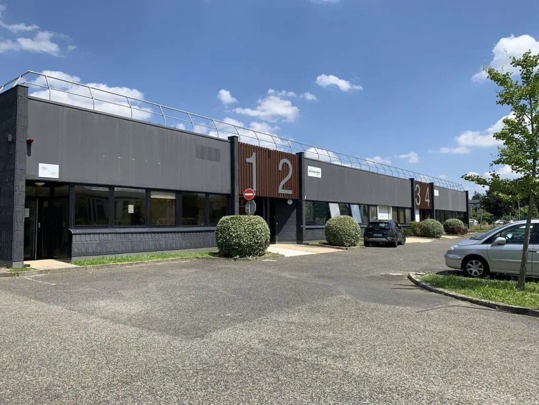 9 Avenue Du Québec, Villebon-sur-Yvette à louer Photo de l’immeuble– Image 1 sur 8