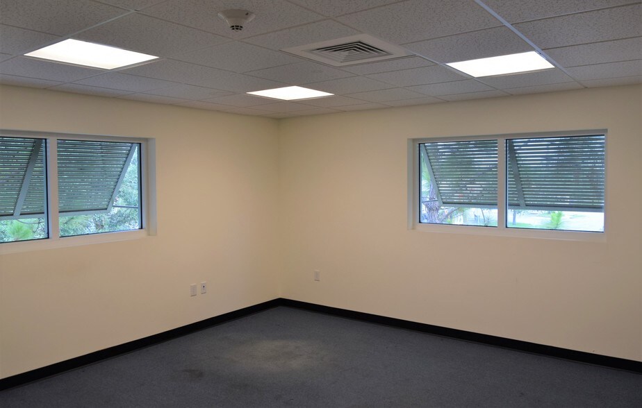 800 W Indiantown Rd, Jupiter, FL à louer - Photo intérieure – Image 3 sur 25