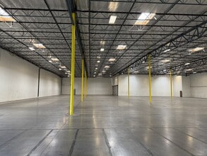 1100 Graves Ave, Oxnard, CA à louer Photo intérieure– Image 2 sur 7