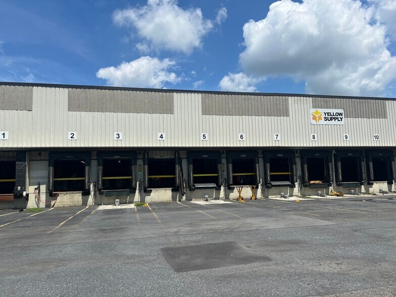 600 Brighton St, Bethlehem, PA à louer - Photo de l’immeuble – Image 2 sur 2