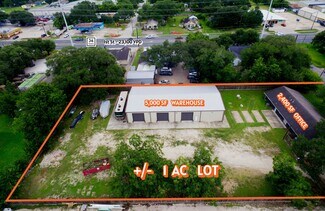 Plus de détails pour 1707 Bernie Ave, Rosenberg, TX - Local d'activités à louer