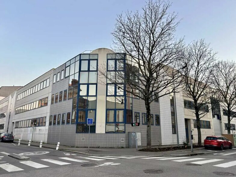 Bureau dans Rouen à louer - Photo de l’immeuble – Image 1 sur 8