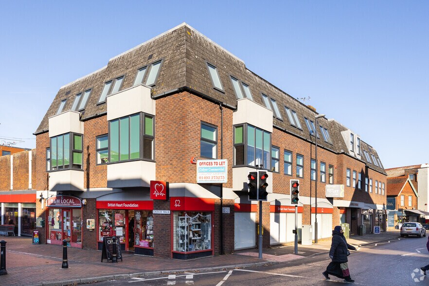 Church Walk, Burgess Hill à louer - Photo principale – Image 1 sur 12