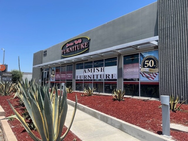 18218 Euclid St, Fountain Valley, CA à louer - Photo de l’immeuble – Image 2 sur 5
