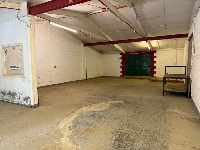 Unit 25C Firsland Park Estate, Albourne Rd, Hurstpierpoint à louer - Photo intérieure – Image 2 sur 6