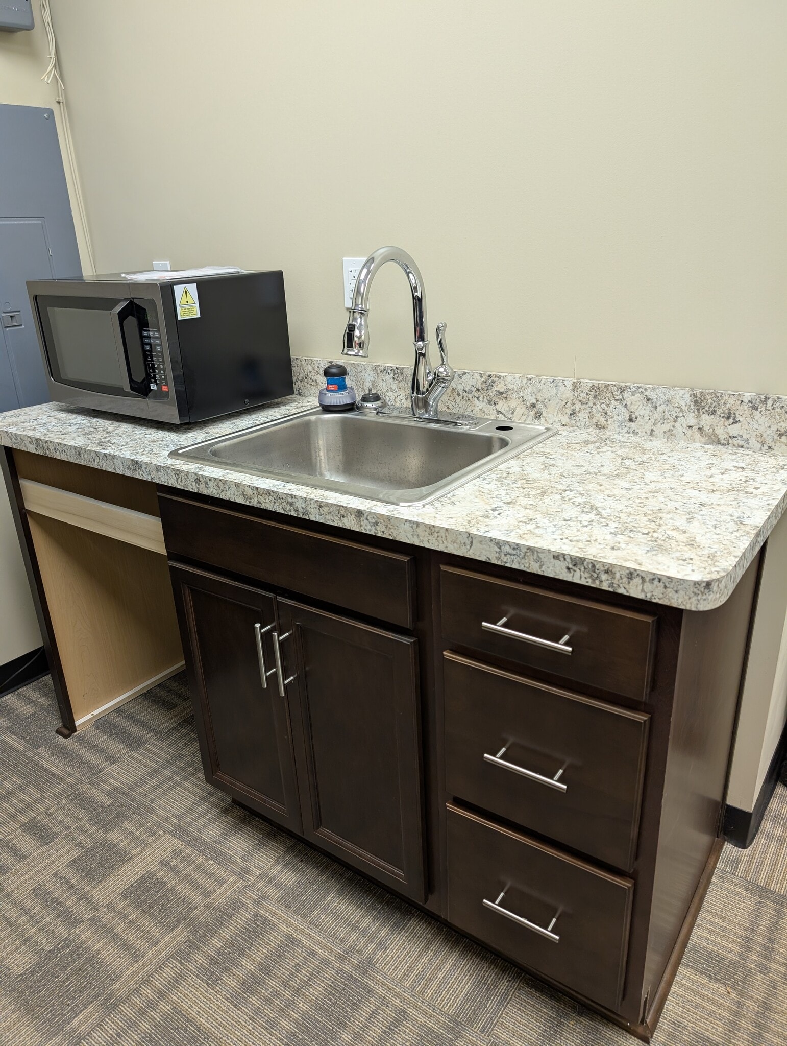 3815-3837 Charlestown Rd, New Albany, IN à louer Photo intérieure– Image 1 sur 14