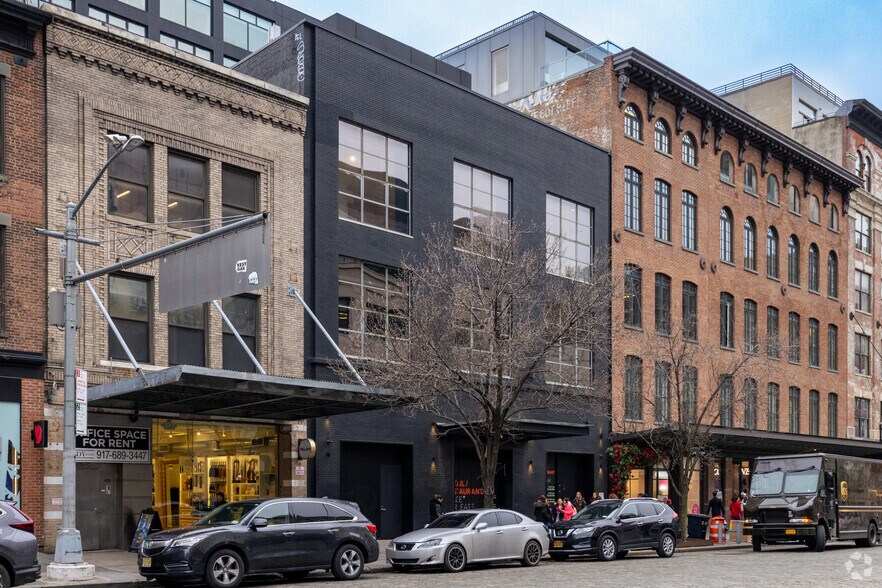 412 W 14th St, New York, NY à louer - Photo de l’immeuble – Image 1 sur 7