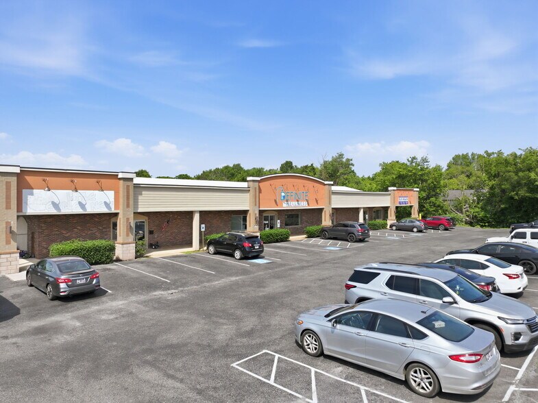 875 Union St, Shelbyville, TN à vendre - Photo de l’immeuble – Image 3 sur 40