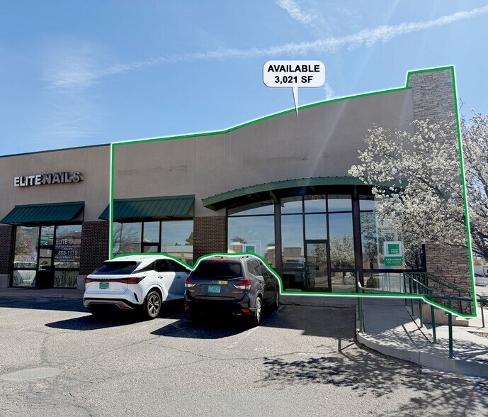 5504 Menaul Blvd NE, Albuquerque, NM à louer - Photo de l’immeuble – Image 2 sur 11