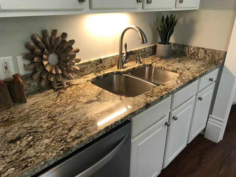 643-645 E 11th Ave, Columbus, OH à vendre - Photo intérieure – Image 3 sur 7