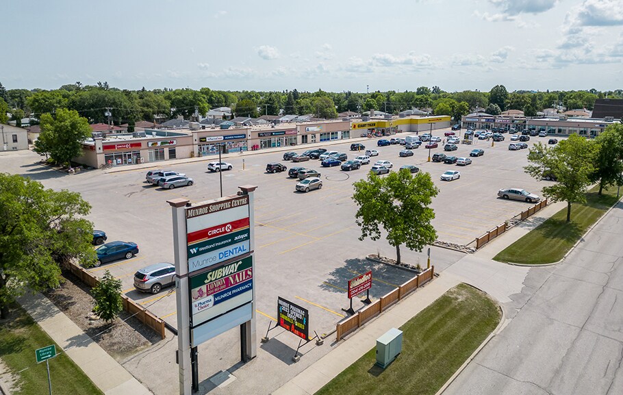 489 London St, Winnipeg, MB à louer - Photo de l’immeuble – Image 1 sur 6