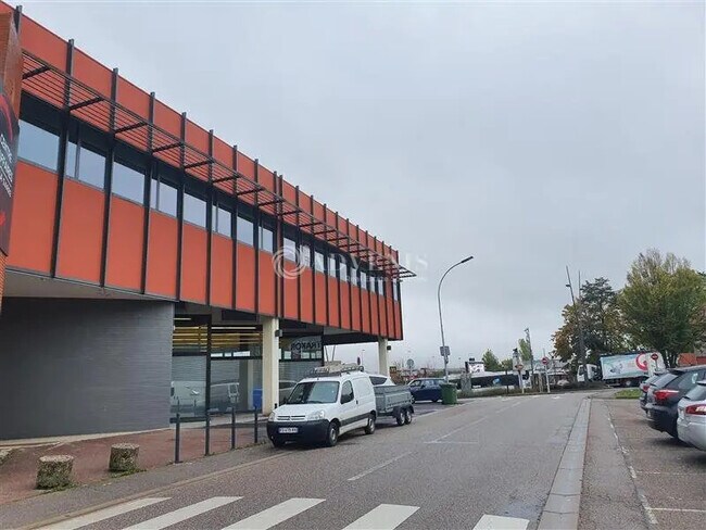 Plus de détails pour Bureau à louer
