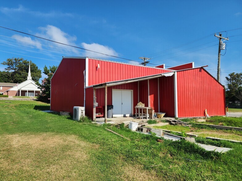 122 W Richardson Ave, Puxico, MO à vendre - Photo de l’immeuble – Image 2 sur 10