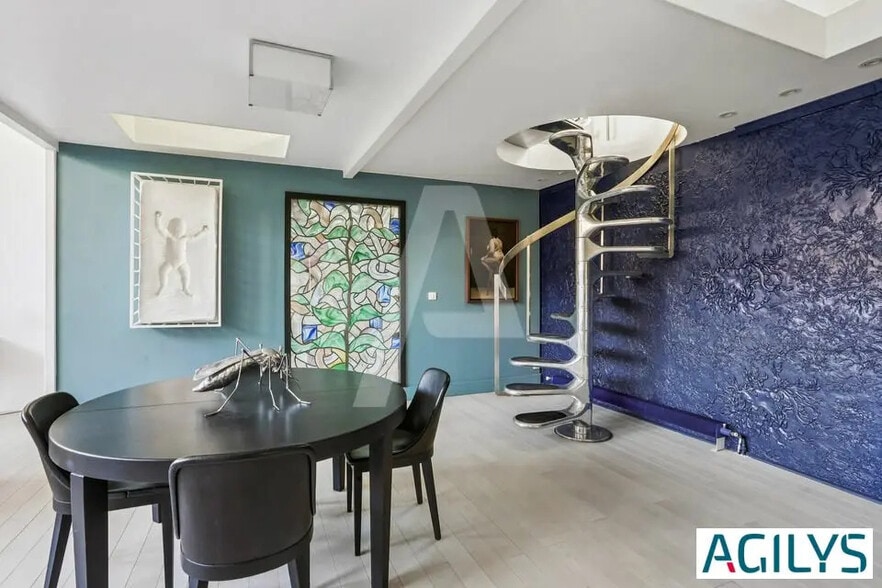 Local d'activités dans Ivry-sur-Seine à vendre - Photo de l’immeuble – Image 1 sur 12