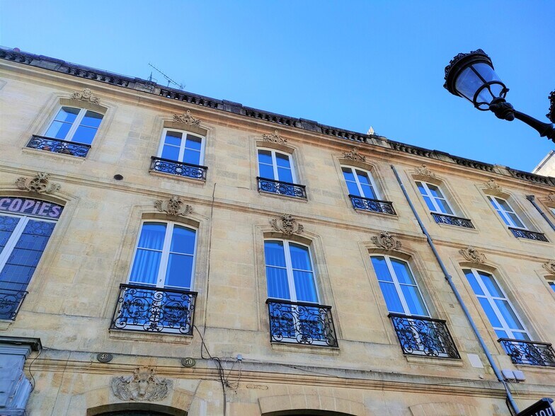 Bureau dans Bordeaux à louer - Photo de l’immeuble – Image 1 sur 7