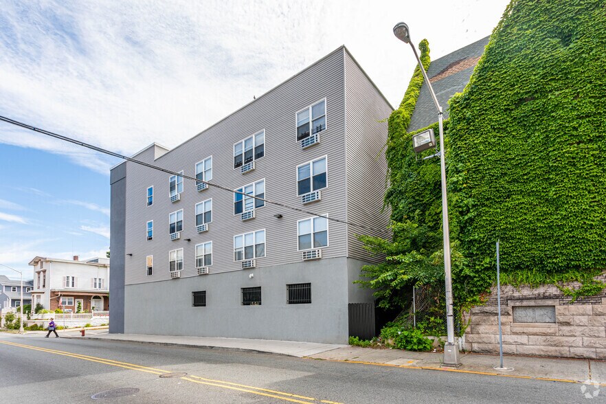 144-150 Fair St, Paterson, NJ à vendre - Photo de l’immeuble – Image 2 sur 4
