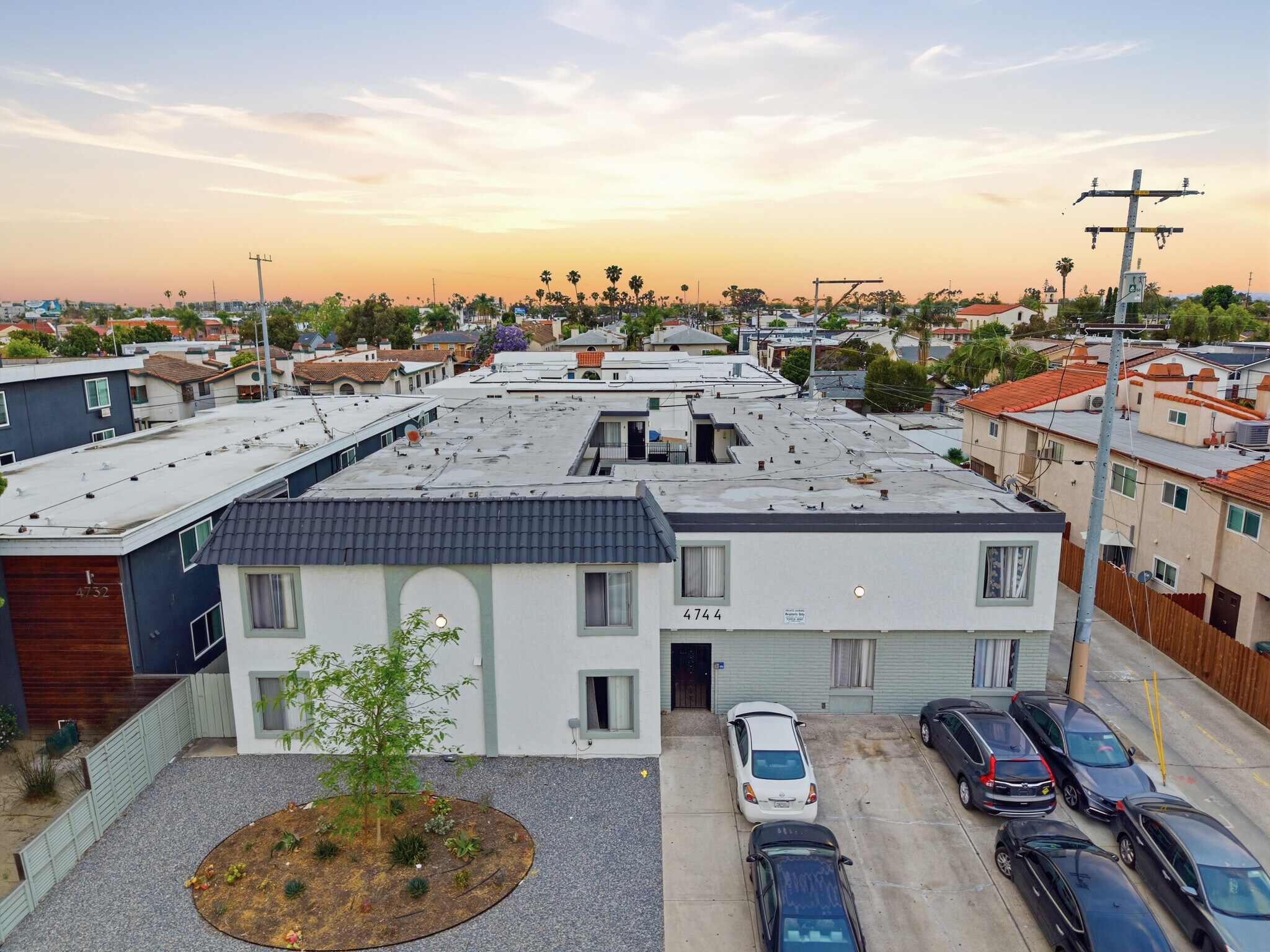 4744 Hawley Blvd, San Diego, CA à vendre Photo de l’immeuble– Image 1 sur 25
