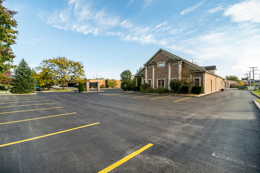 30 Uno Cir, Joliet, IL à louer - Photo de l’immeuble – Image 3 sur 15