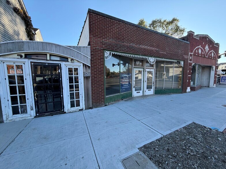 17 Wall St, Norwalk, CT à vendre - Photo principale – Image 1 sur 11