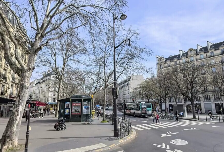 Local commercial dans Paris à louer - Photo de l’immeuble – Image 2 sur 3