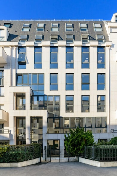 37 Rue Adam Ledoux, Courbevoie à vendre - Photo de l’immeuble – Image 1 sur 7