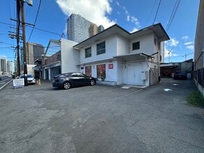 845 Queen St, Honolulu, HI à louer Photo intérieure– Image 1 sur 7
