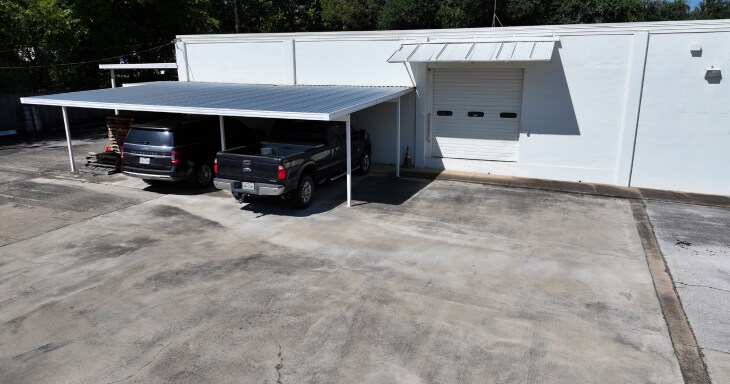 3420 E Vickery Blvd, Fort Worth, TX à louer - Photo de l’immeuble – Image 2 sur 10