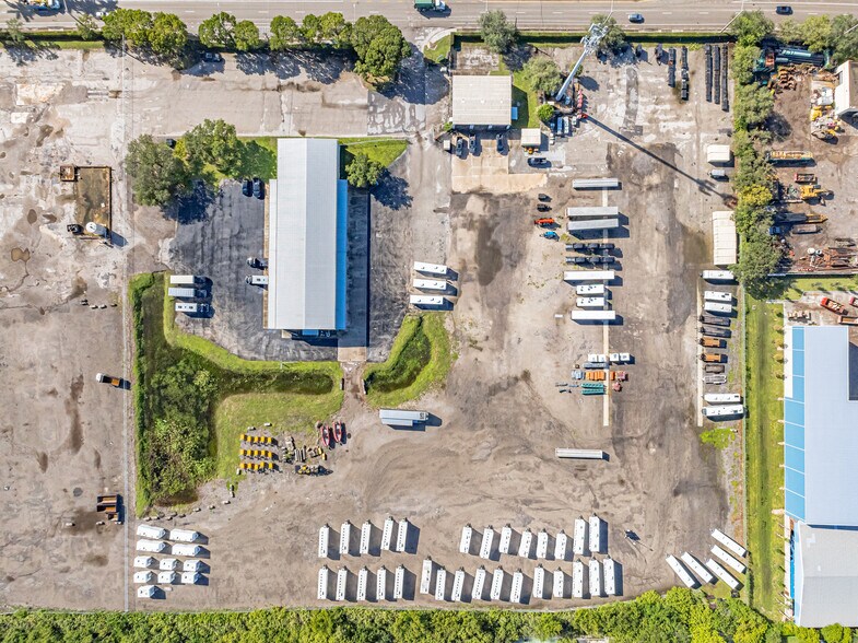 2501 Wiles Rd, Pompano Beach, FL à louer - Photo de l’immeuble – Image 3 sur 4
