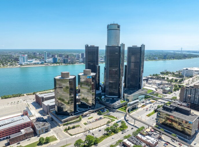 500 Renaissance Ctr, Detroit, MI à louer - Photo de l’immeuble – Image 2 sur 16