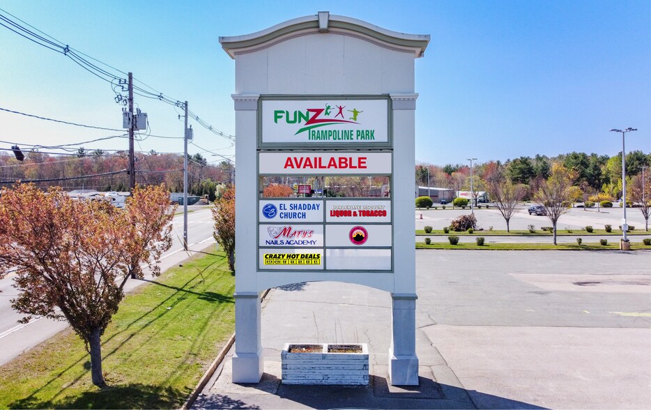 846 N Main St, Brockton, MA à louer - Photo de l’immeuble – Image 2 sur 23