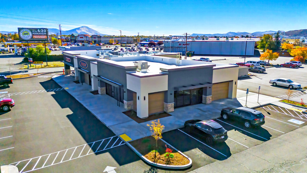 2508 S 6th St, Klamath Falls, OR à louer - Photo de l’immeuble – Image 3 sur 8