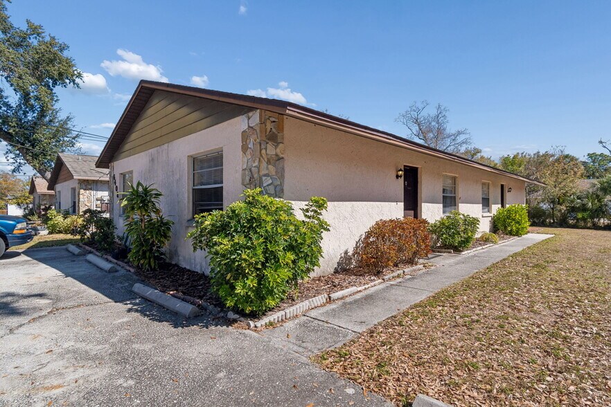 6406 S Adelia Ave, Tampa, FL à vendre - Photo de l’immeuble – Image 1 sur 26