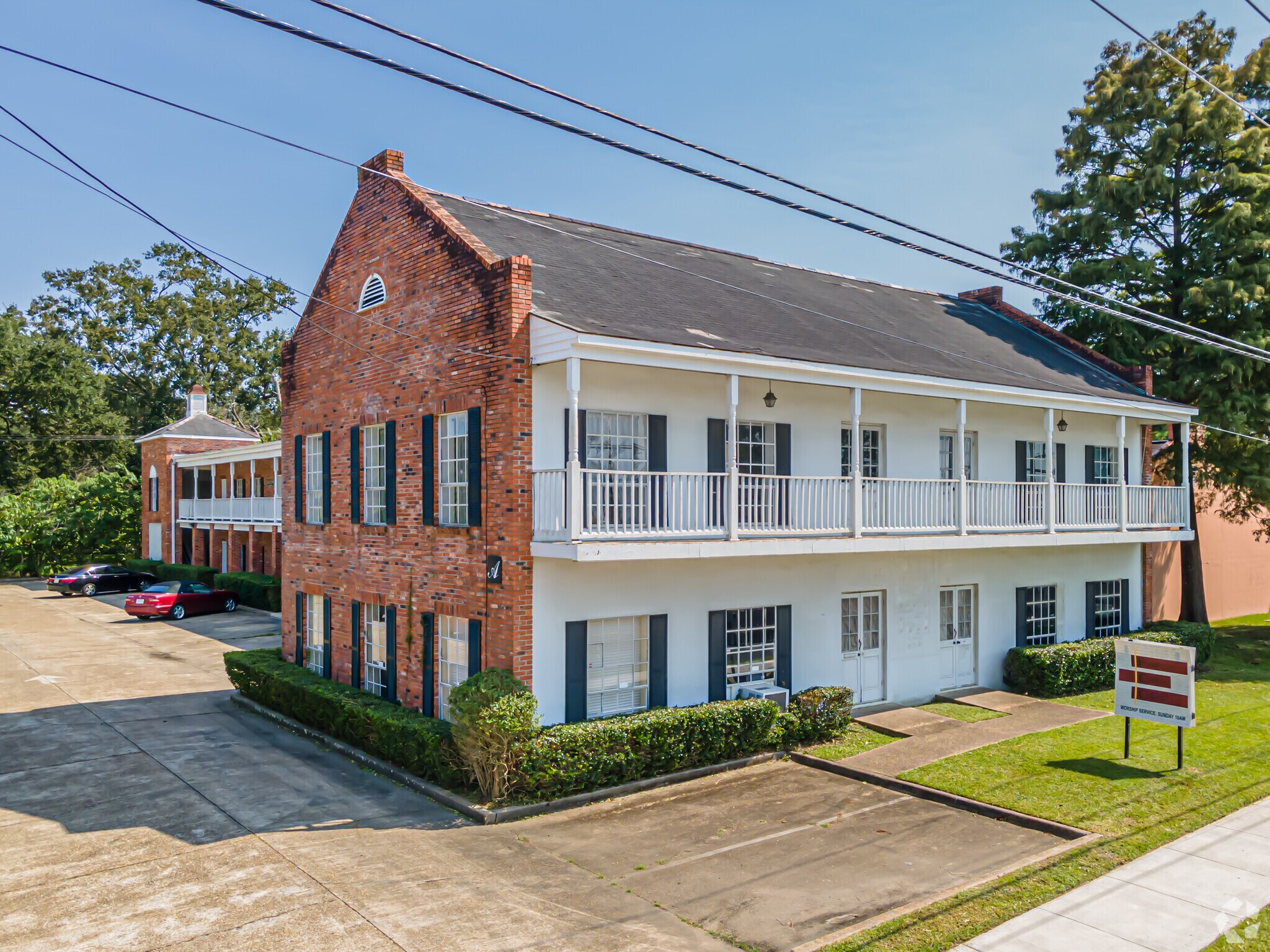 660 N Foster Blvd, Baton Rouge, LA à louer Photo principale– Image 1 sur 5